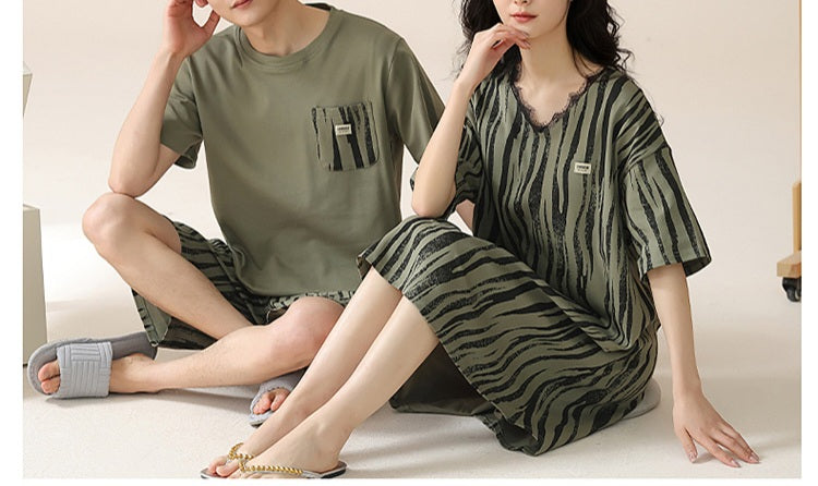 Short Sleeves Short Gown: Green